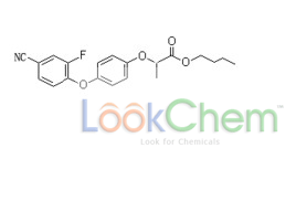 白色结晶固体 97.5%