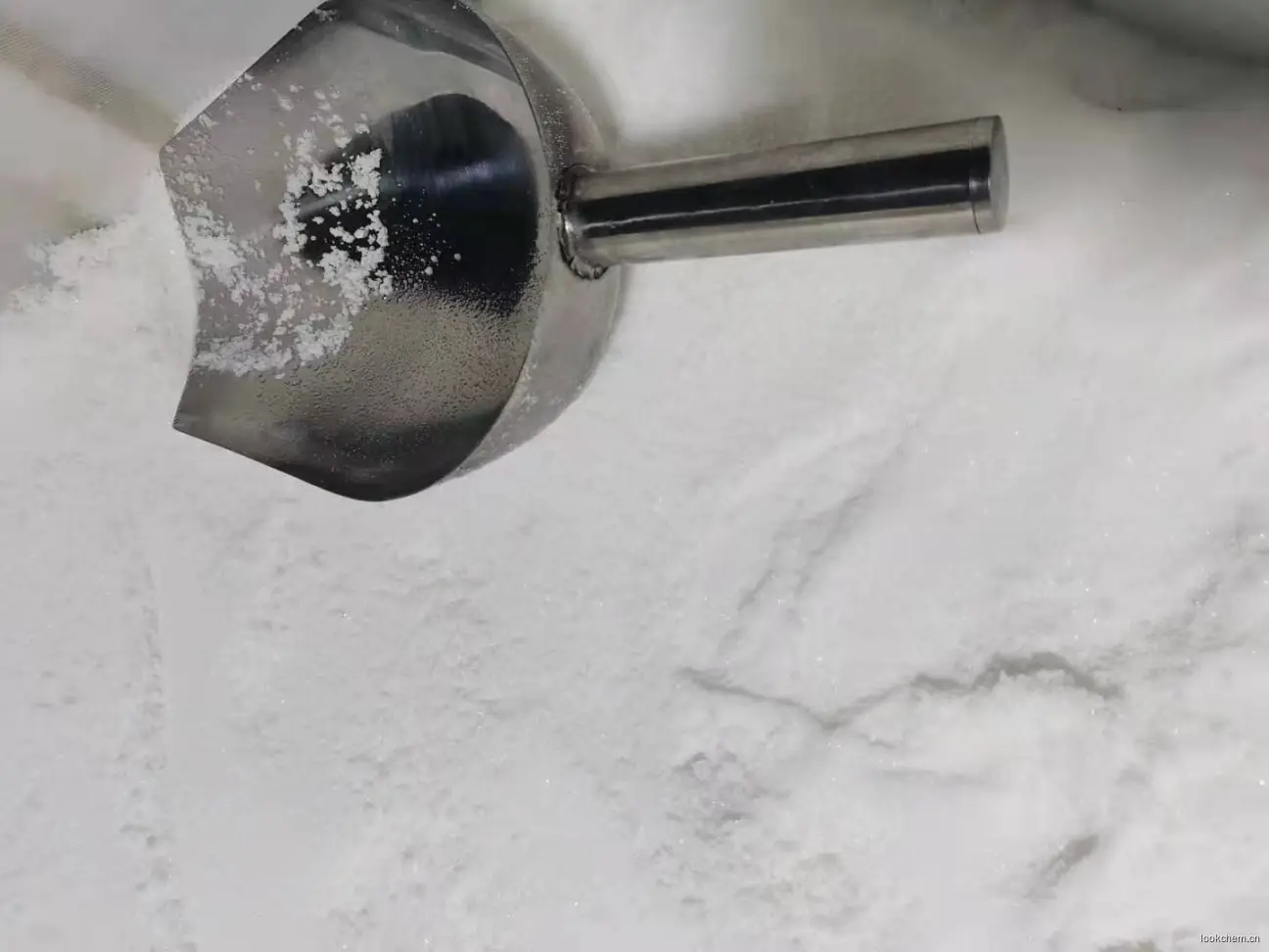 6- 二异丙基苯 ) 碳二亚胺 
外观： 