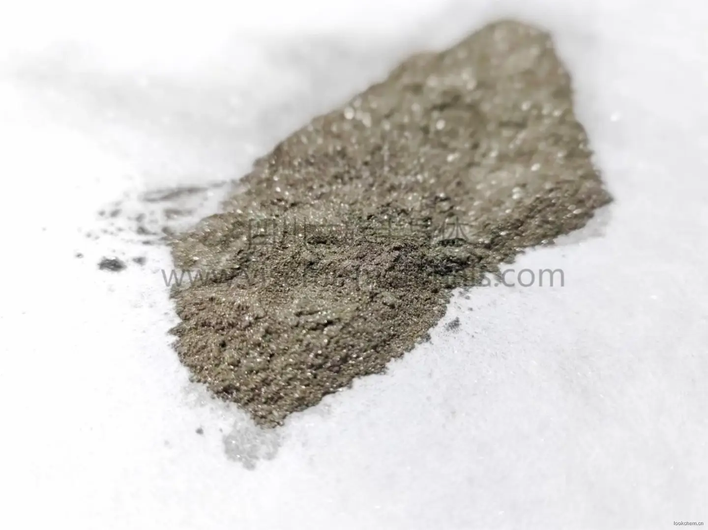 硫化钛

分子式:TiS

颜色：黄铜色粉末

CAS：12