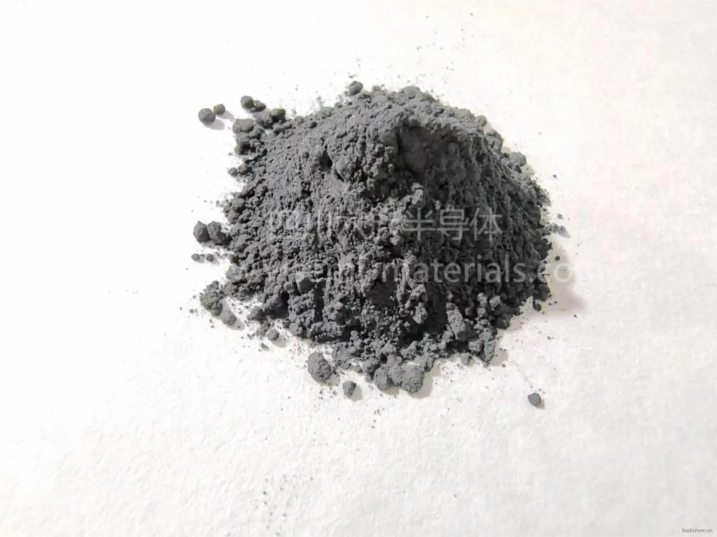 磷化镍

分子式:Ni2P

颜色：灰色粉末

CAS No