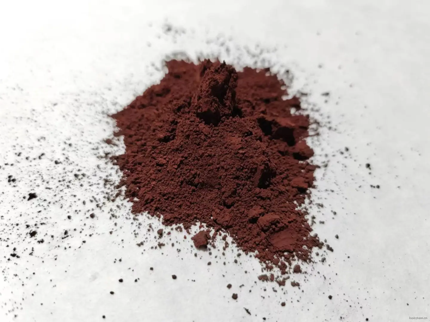 硫化镧

分子式:La2S3

颜色：白色粉末

CAS N