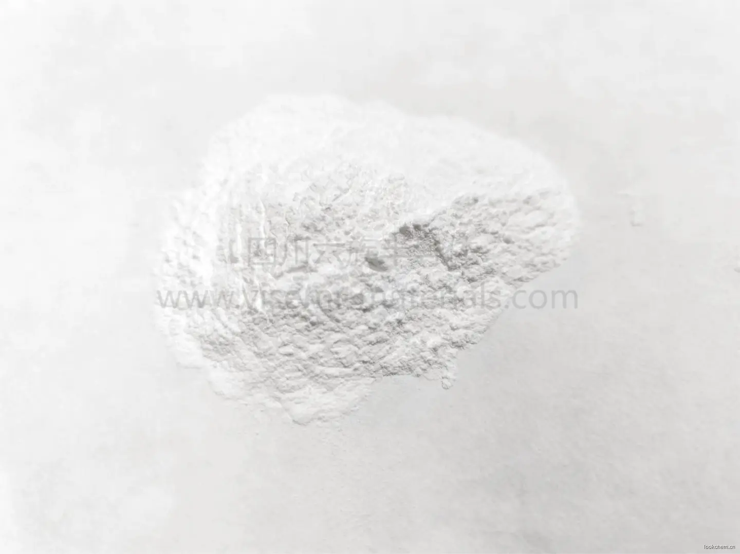 氟化铟

分子式:InF3

颜色：白色粉末

CAS No