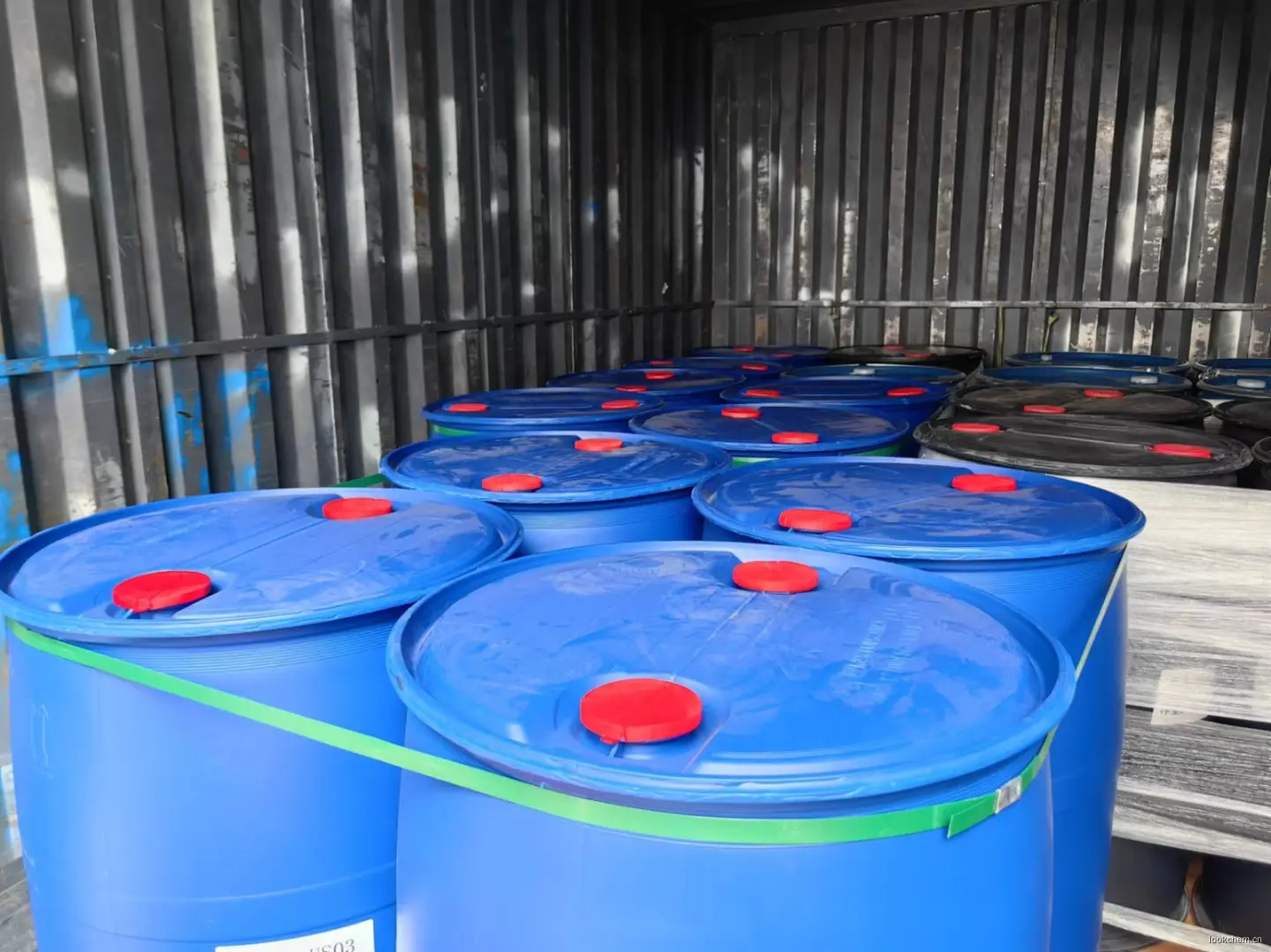 正常200公斤蓝色胶桶包装